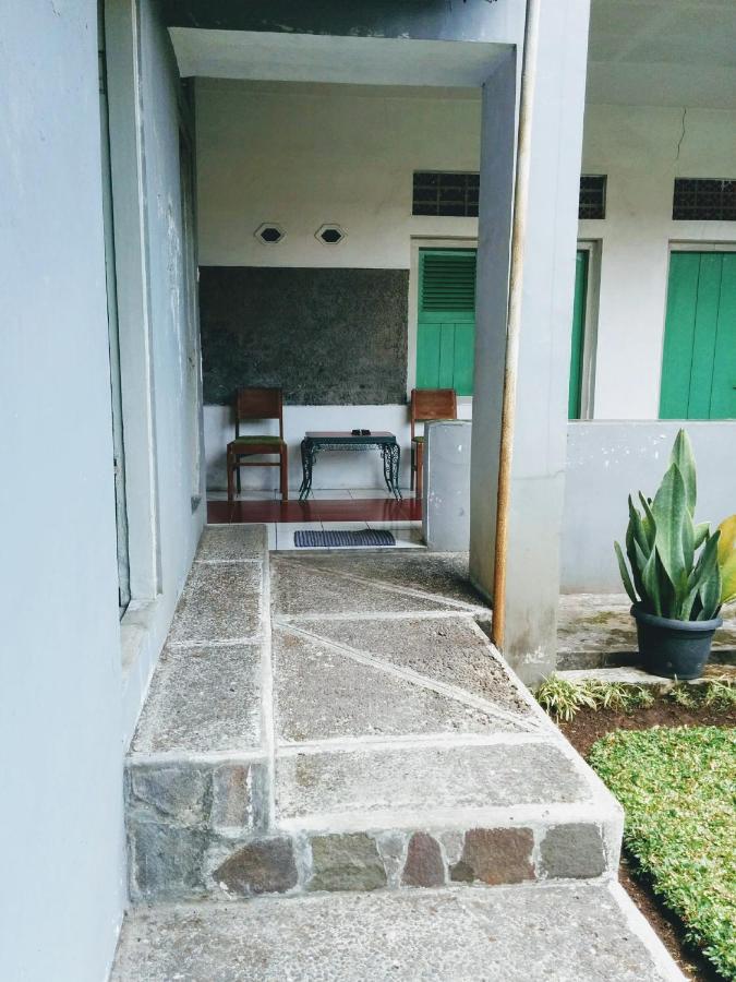 פורווקרטו Hotel Gunung Slamet מראה חיצוני תמונה