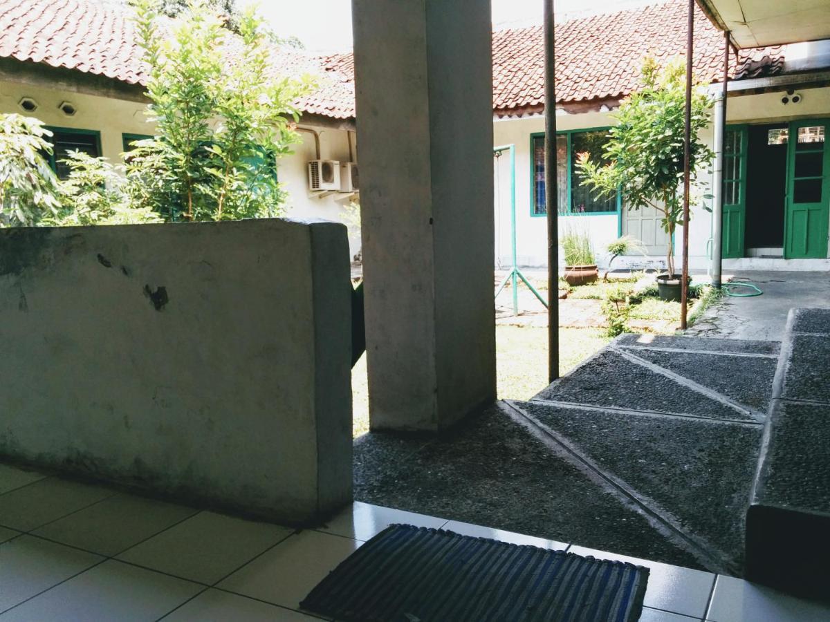 פורווקרטו Hotel Gunung Slamet מראה חיצוני תמונה