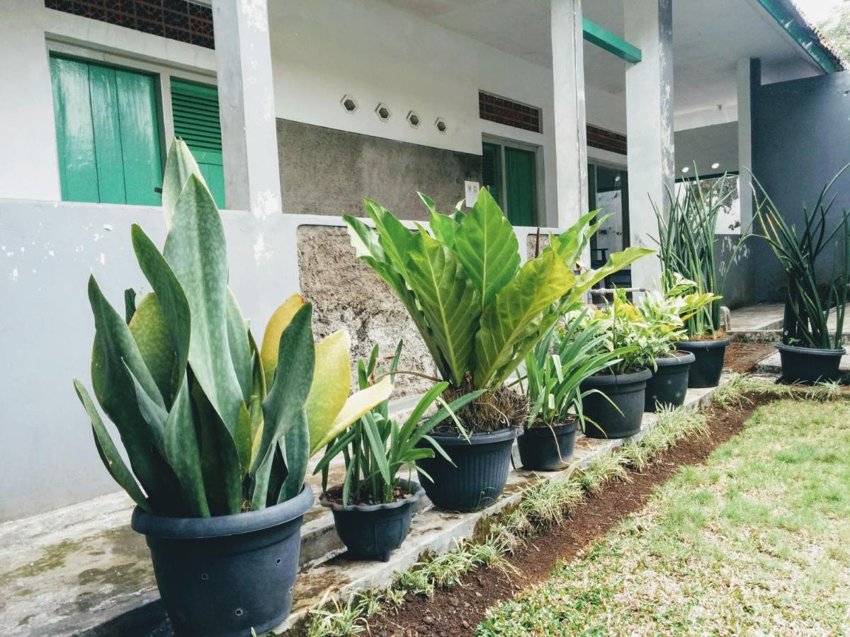 פורווקרטו Hotel Gunung Slamet מראה חיצוני תמונה