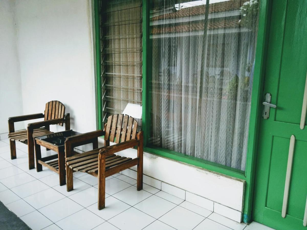 פורווקרטו Hotel Gunung Slamet מראה חיצוני תמונה