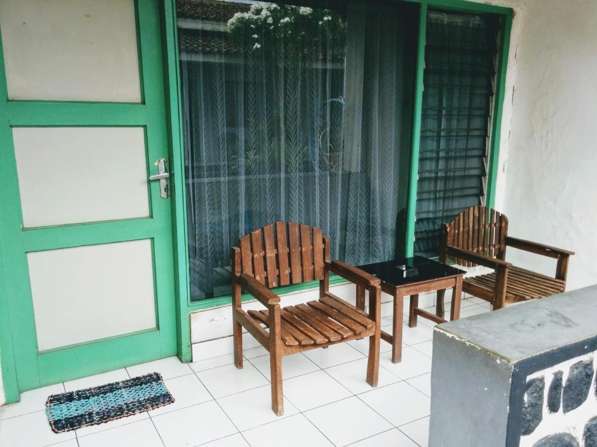 פורווקרטו Hotel Gunung Slamet מראה חיצוני תמונה