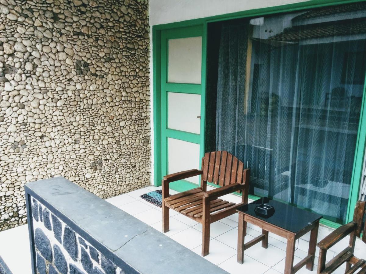 פורווקרטו Hotel Gunung Slamet מראה חיצוני תמונה